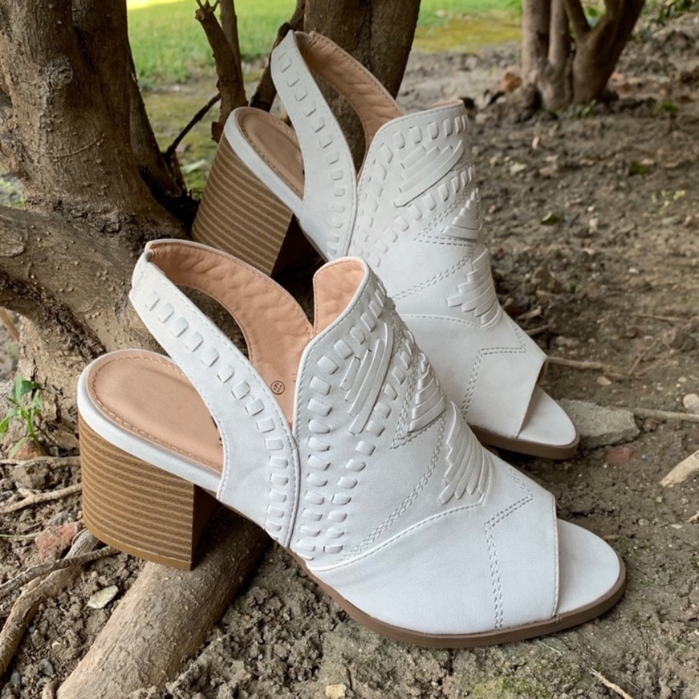 BOHO Aztec style peep toe slingback mules 7.5 8